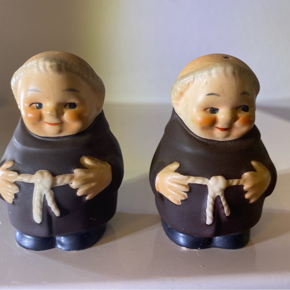 Vintage Goebel Monks, Salt Pepper Shakers Friar Tuck, West Germany